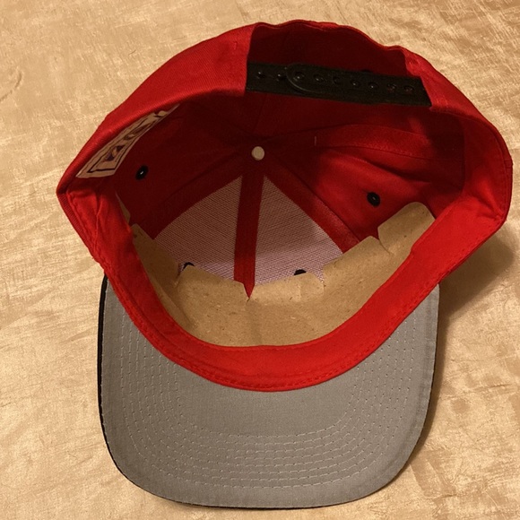 Vintage Logo 7 NHL Detriot Redwings Snapback - Picture 4 of 5